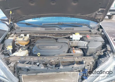 2019 Chrysler Pacifica Hybrid Touring L from USA, damaged, VIN 2C4RC1L77KR584743